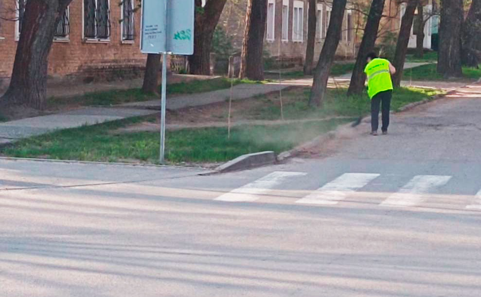 Щоденне прибирання міста: чистота і порядок від компанії Екологія-Д