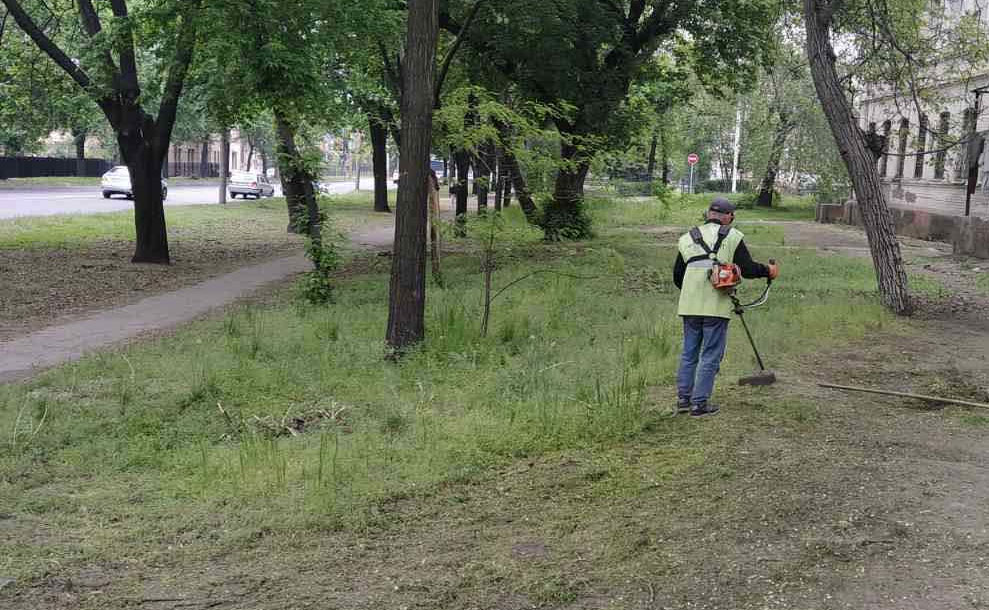 «Екологія Д» розпочала сезон покосу трави